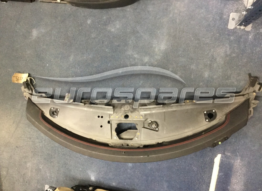 GEBRAUCHT Ferrari VOLLSTÄNDIGER VORDERER ARMATURENBRETT-HILFSRAHMEN. TEILENUMMER 825095.. (1)