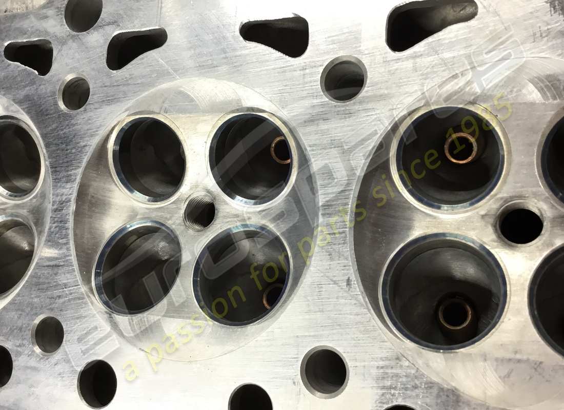 neuer ferrari zylinderkopf. teilenummer 133994 (4)