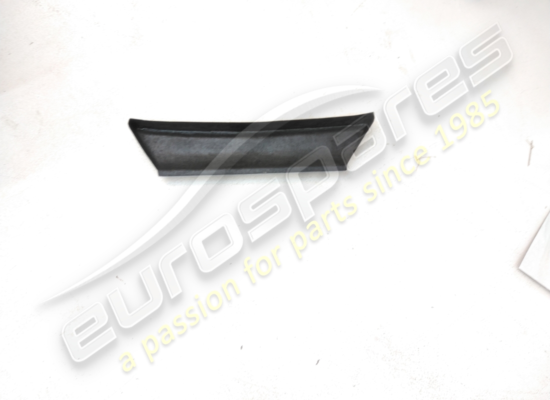 neues ferrari-formteil. teilenummer 62476200 (2)
