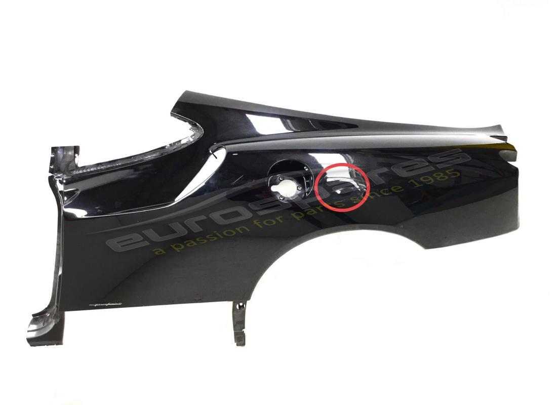 GEBRAUCHTER Ferrari HINTERER KOTFLÜGEL LINKS. TEILENUMMER 80933911 (1)