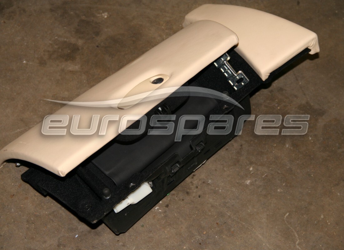 Gebrauchte Ferrari komplette Schubladentür. TEILENUMMER 808947.. (1)