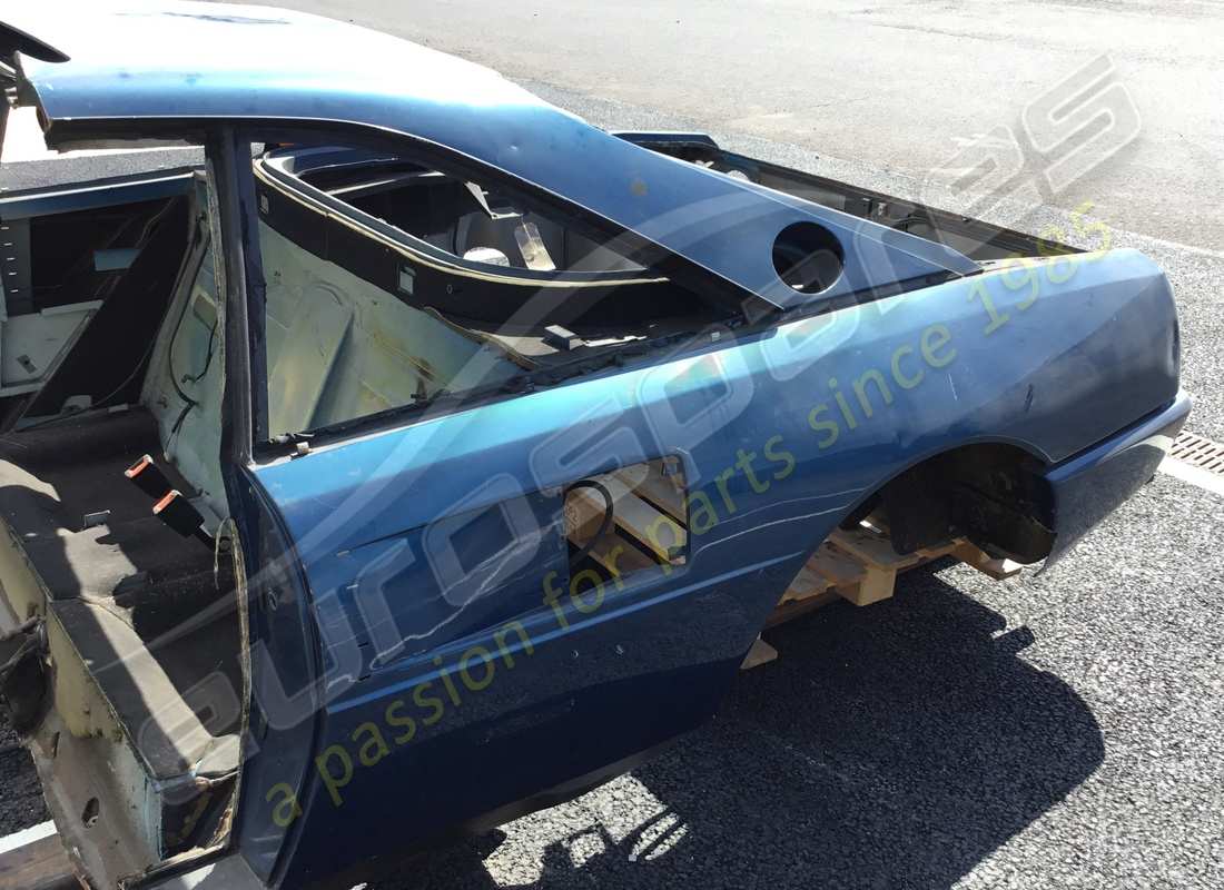 gebrauchte ferrari rückseite. teilenummer 62439500 (4)