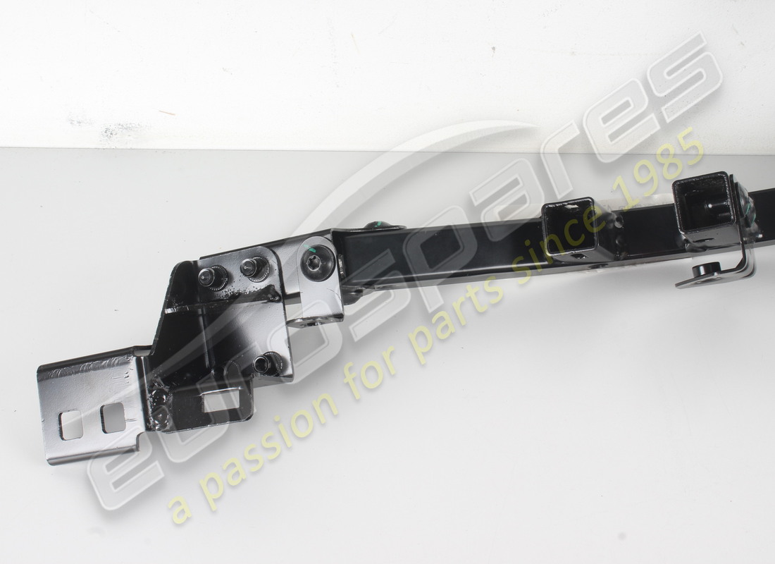 neuer lamborghini träger. teilenummer 4t0813601 (2)