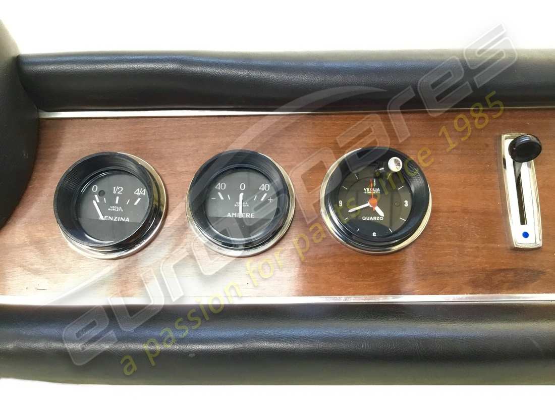 gebraucht ferrari dash complete lhd gtc. teilenummer 2467600200 (3)