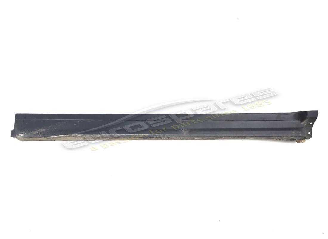 GEBRAUCHT Maserati LINKE VORDERE TÜRFORM, GEPRÄGT TEILENUMMER 670065825 (1)