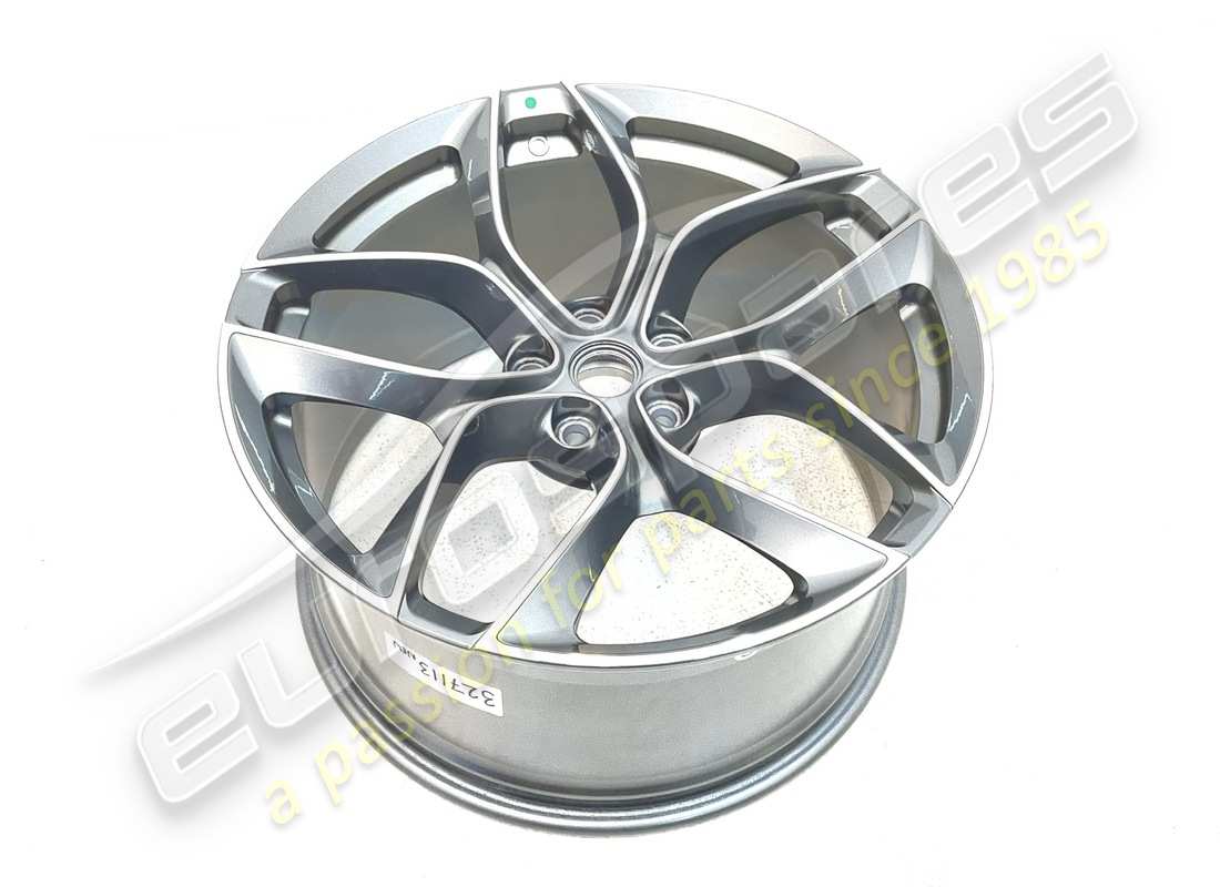 neues ferrari hinterrad. teilenummer 327113 (2)