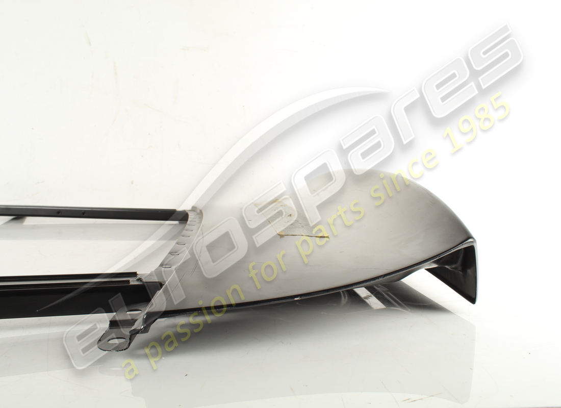 NEUE FERRARI HECKHAUBENHAUBE MIT BLATT -ST. TEILENUMMER 69945011 (7) neue ferrari heckhaubenhaube mit blatt -st. teilenummer 69945011 (7)