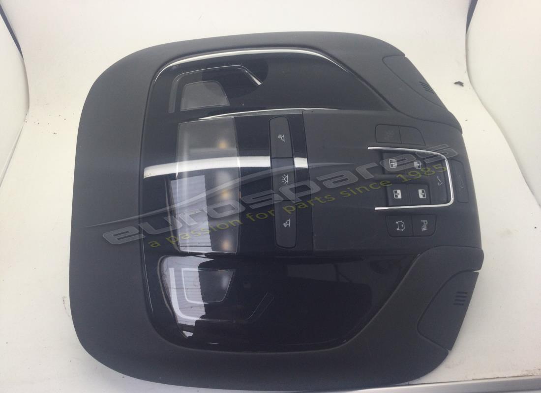 gebrauchte maserati domelight plate. teilenummer 670136925 (1)