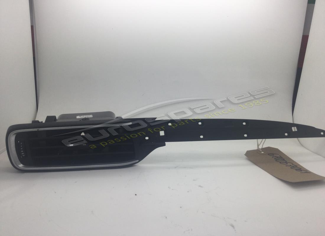 GEBRAUCHT Maserati LINKS VORNE LUFTDÜSE RHD . TEILENUMMER 670067061 (1)