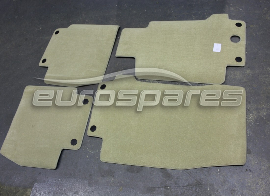 NEU (ANDERE) Maserati REM.CARP.KIT-BEIGE M. . TEILENUMMER 981600813 (1)