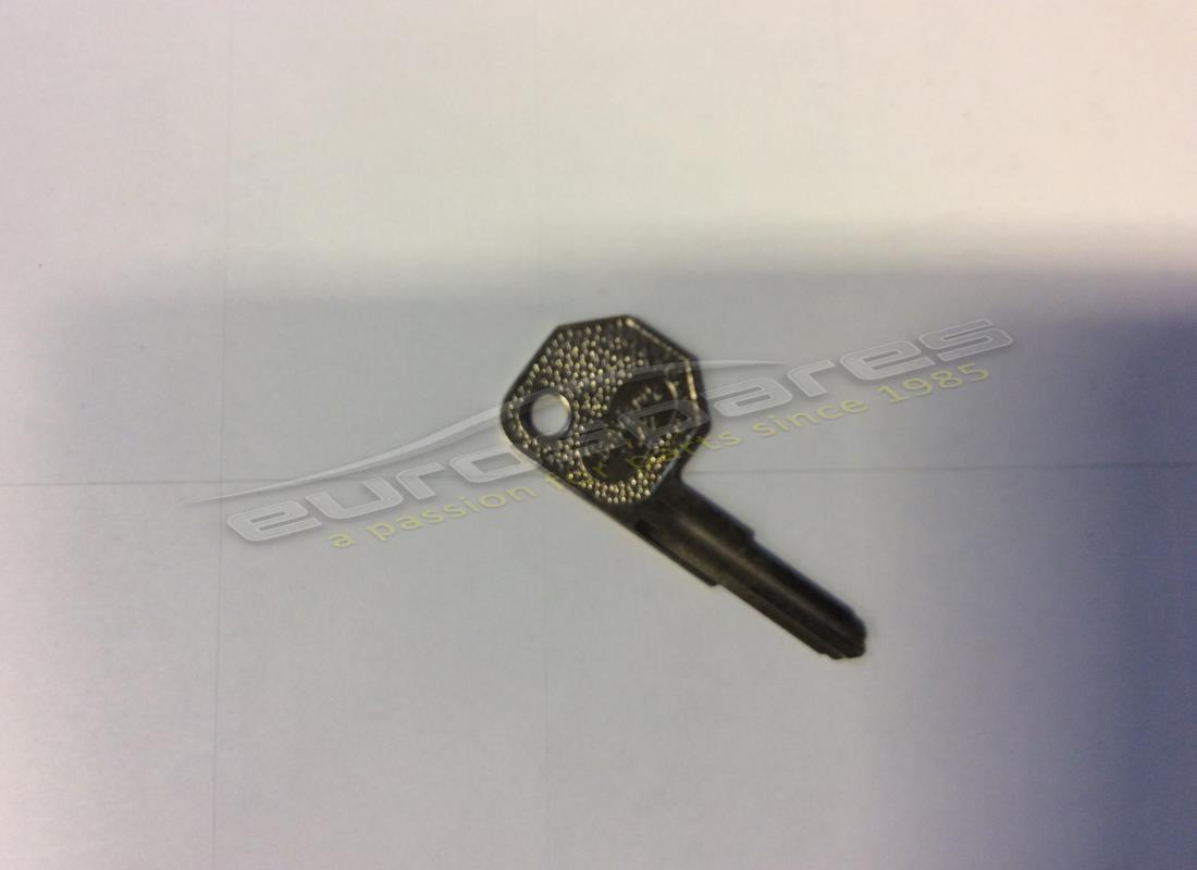 NEU (ANDERES) Ferrari TÜRSCHLÜSSELrohling SF3 SER6 . TEILENUMMER MC36713 (1)
