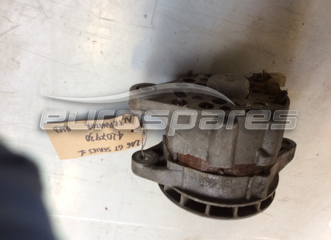 gebrauchter ferrari lichtmaschine. teilenummer 4207930 (1)