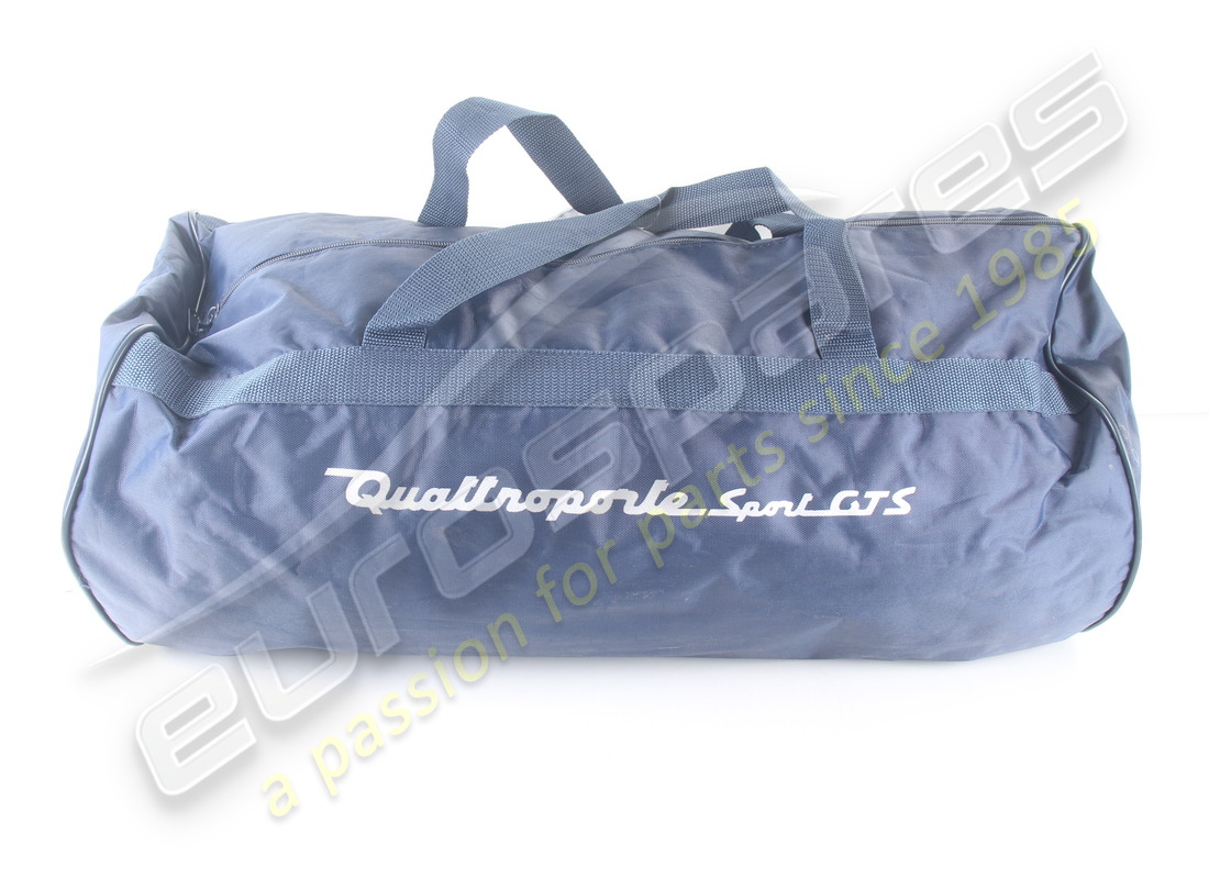 NEUE MASERATI AUTOABDECKUNG. TEILENUMMER 81547500 (2) neue maserati autoabdeckung. teilenummer 81547500 (2)