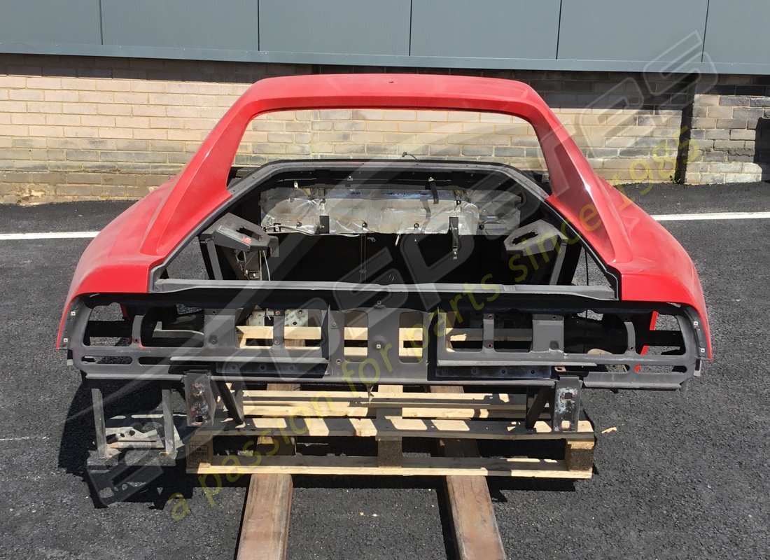 verwendet ferrari ferrari 348 ts-hinterende-baugruppe. teilenummer 62077900 (2)