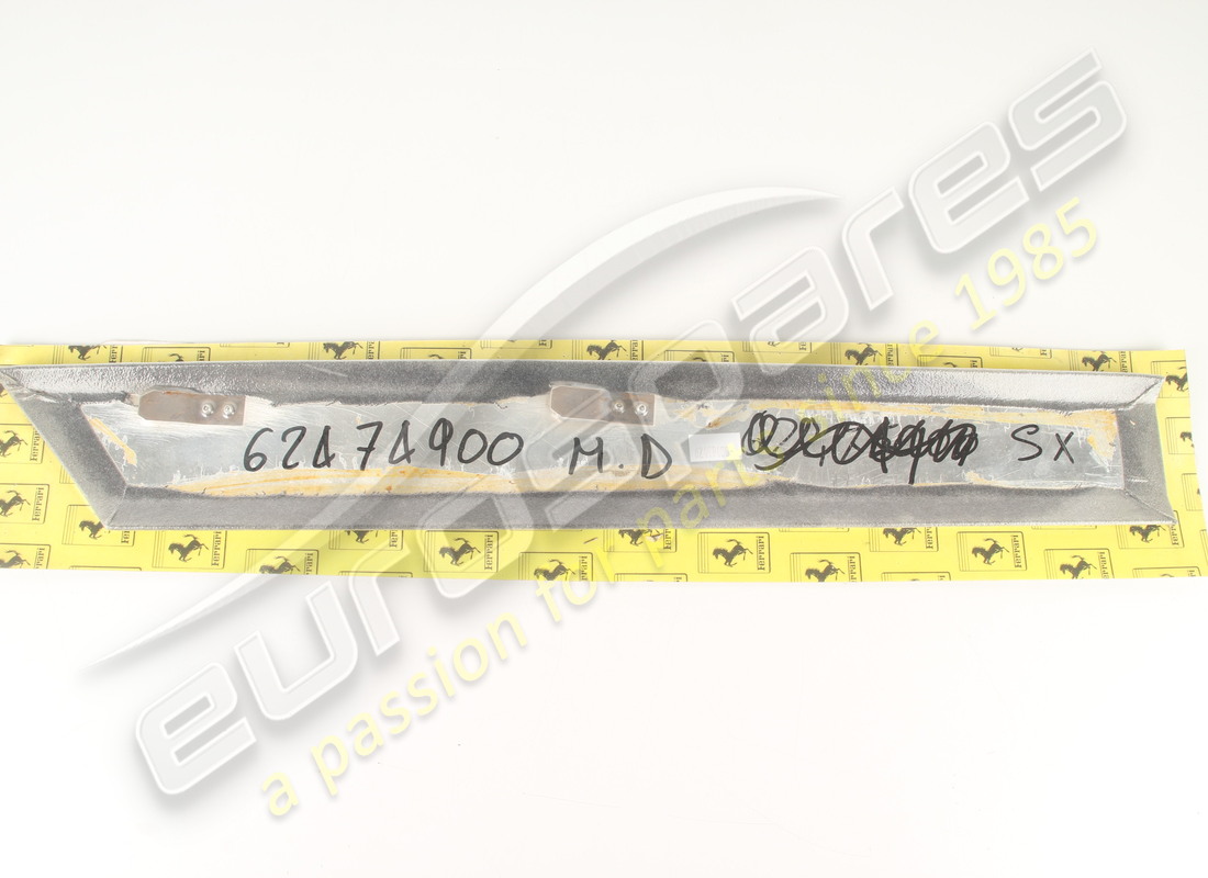 neues ferrari linksformteil. teilenummer 62474900 (3)
