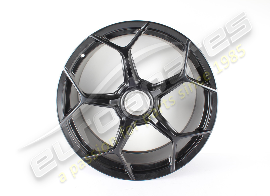 überholtes lamborghini vorderrad. teilenummer 4t0601017at (1)