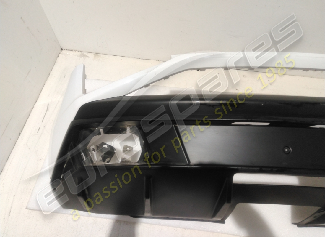 gebrauchter lamborghini hinterer stoßstange. teilenummer 400807497f (3)