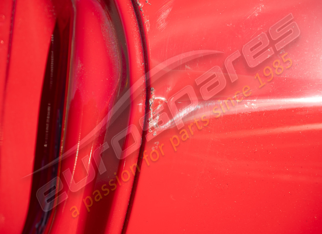 neue ferrari linke flanke. teilenummer 83816011 (3)