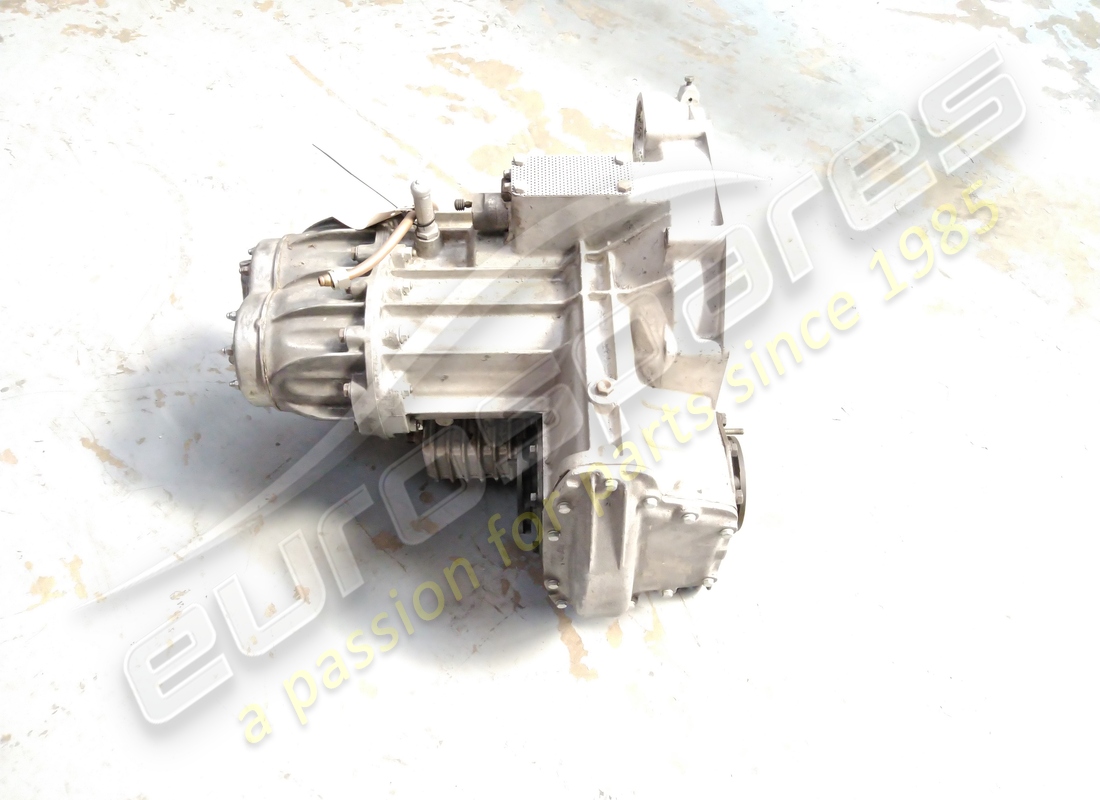 überholtes lamborghini komplettes getriebe. teilenummer 002409589 (2)