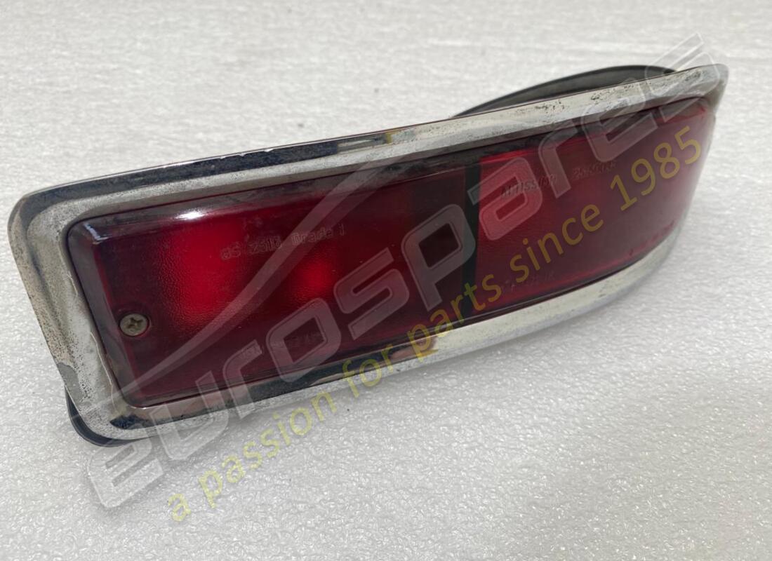 neue ferrari rh-rückleuchte. teilenummer 2428235202 (2)