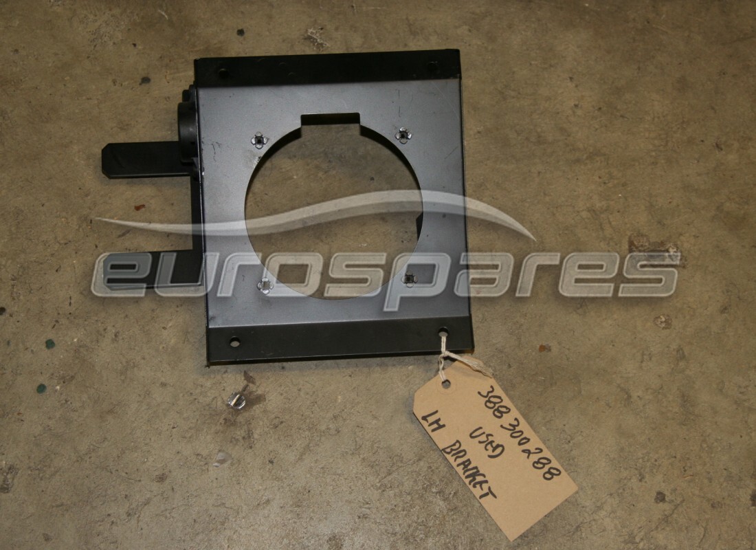 VERWENDETE Maserati HALTERUNG. TEILENUMMER 388300288 (1)