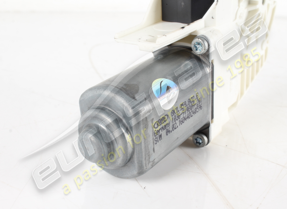 GEBRAUCHT LAMBORGHINI LINKER MOTOR, FENSTER. TEILENUMMER 8K0959802B (3) gebraucht lamborghini linker motor, fenster. teilenummer 8k0959802b (3)