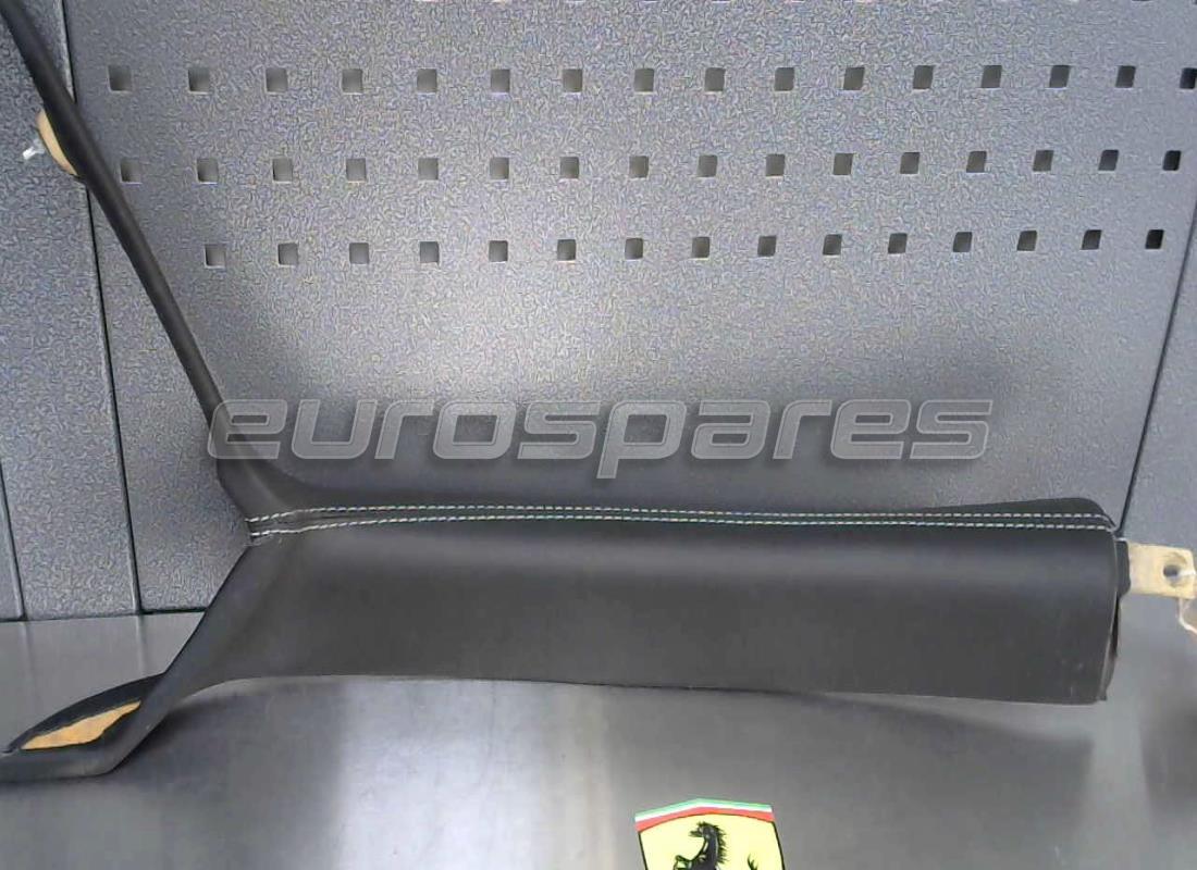 gebrauchte ferrari windschutzscheibensäulenverkleidung links. teilenummer 807051.. (1)