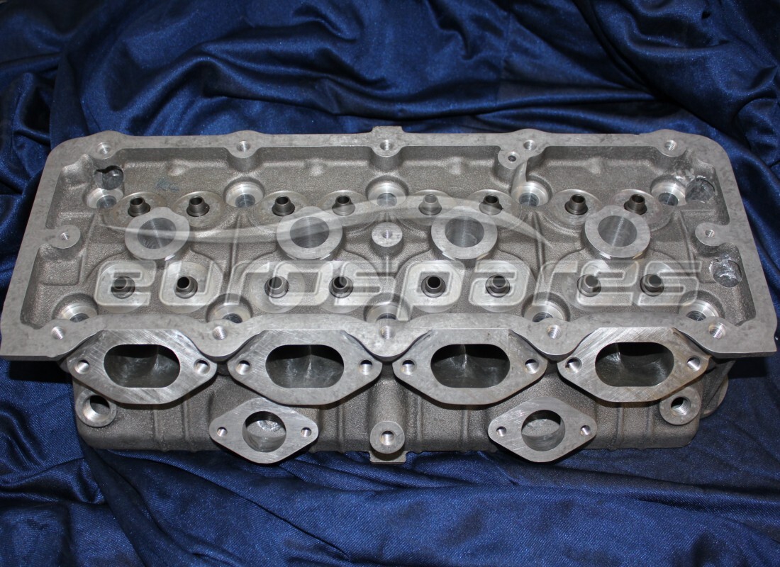 neuer maserati linker zylinderkopf. teilenummer 390650003 (1)