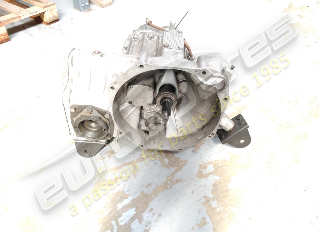 überholtes lamborghini komplettes getriebe. teilenummer 002409589 (4)