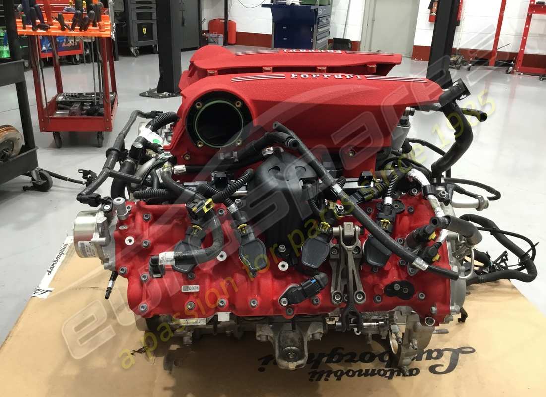 gebrauchter ferrari 488 motor. teilenummer 985000235 (4)