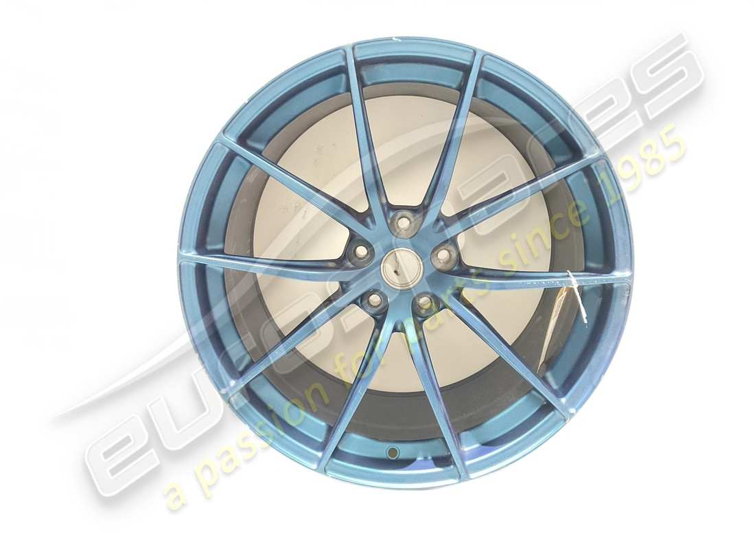 gebrauchtes ferrari hinterrad. teilenummer 323895 (2)