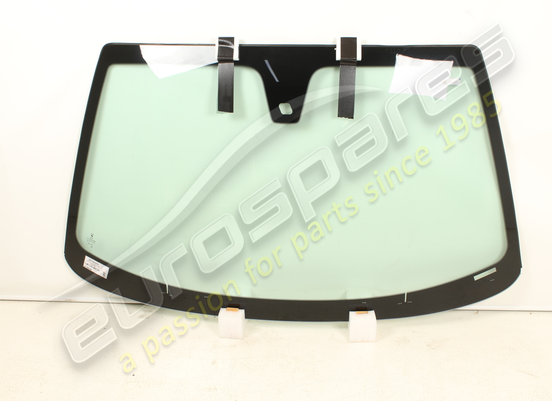 neue ferrari windschutzscheibe f12 tdf. teilenummer 87095400 (1)