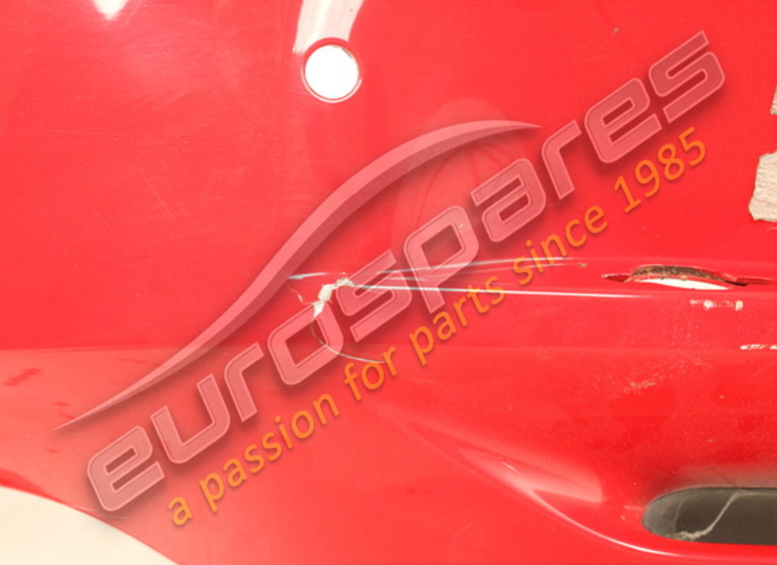 gebrauchter ferrari hinterer stoßstange. teilenummer 86637810 (4)