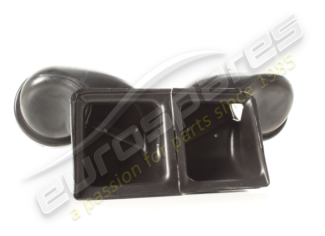 used ferrari centre duct. part number 85906700 (1)