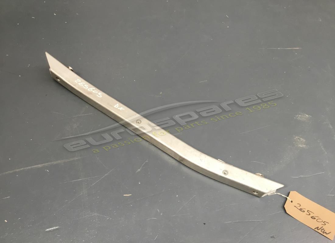 neu (sonstige) ferrari rh interner motorraum. teilenummer 265605 (1)