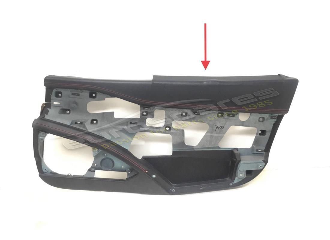 GEBRAUCHT Ferrari KOMPLETTE RECHTE TÜRVERKLEIDUNG. TEILENUMMER 82643600 (1)