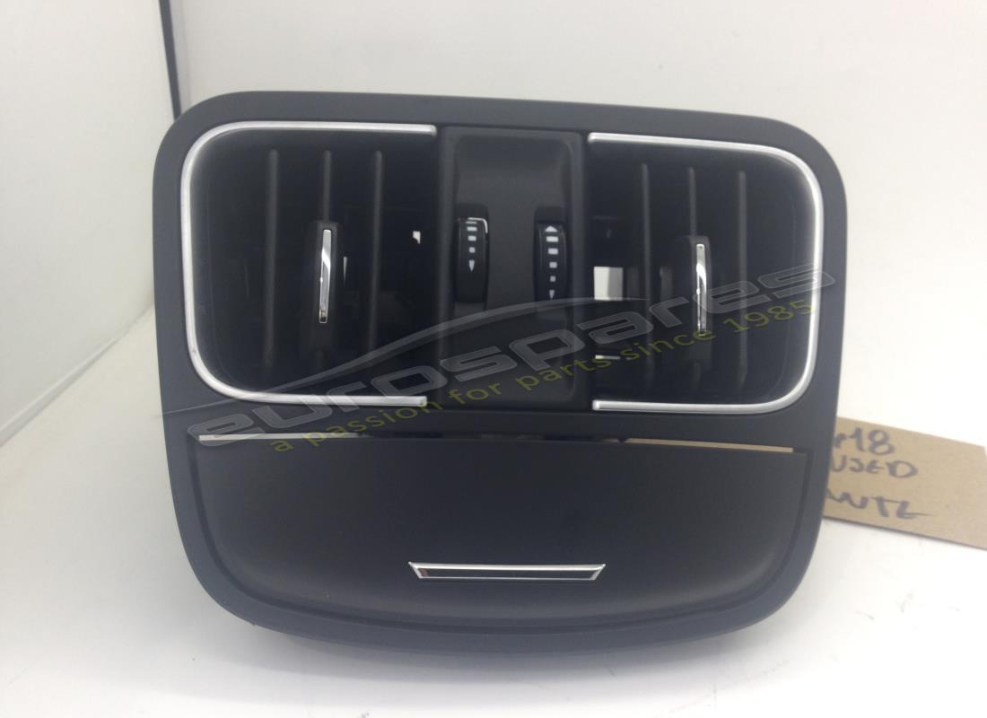 GEBRAUCHT Maserati HINTERE LUFTDÜSE . TEILENUMMER 670149418 (1)