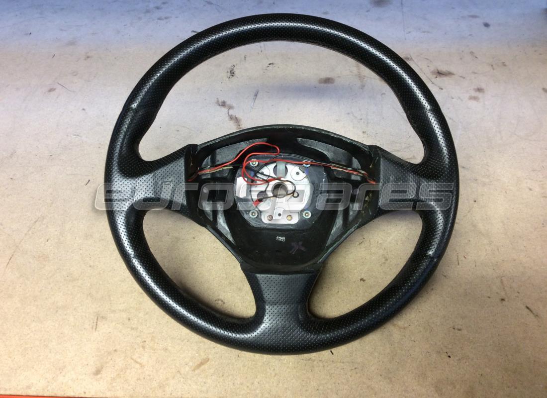 GEBRAUCHTES Ferrari LENKRAD KOMPLETT. TEILENUMMER 165021 (1)