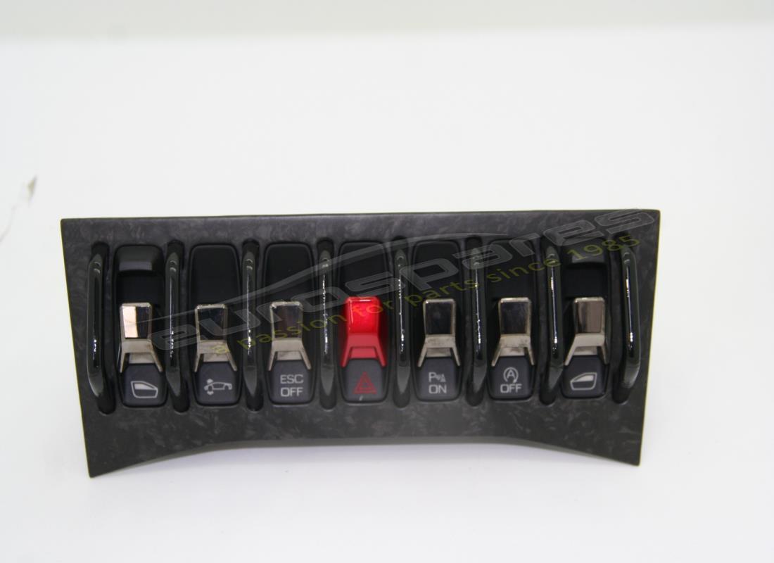 GEBRAUCHTE Lamborghini SCHALTERHALTERUNG. TEILENUMMER 4T0941567DQ (1)