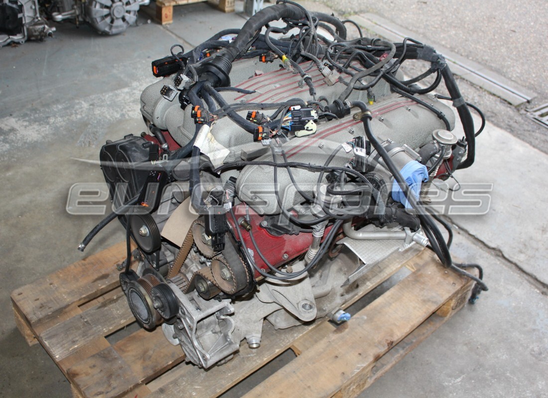 GEBRAUCHTER Ferrari 575M MOTOR. TEILENUMMER 194666 (1)