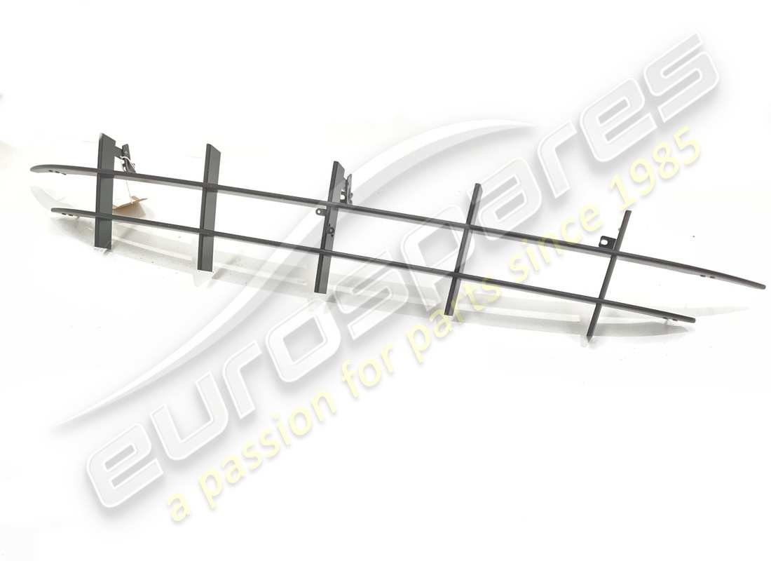 gebrauchter ferrari stoßstangenkitter. teilenummer 84361800 (3)