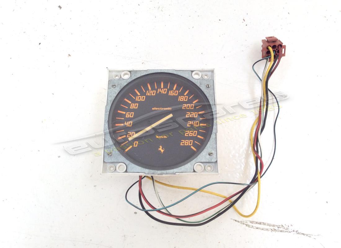 GEBRAUCHTER Ferrari TACHOMETER LINKS . TEILENUMMER 126023 (1)