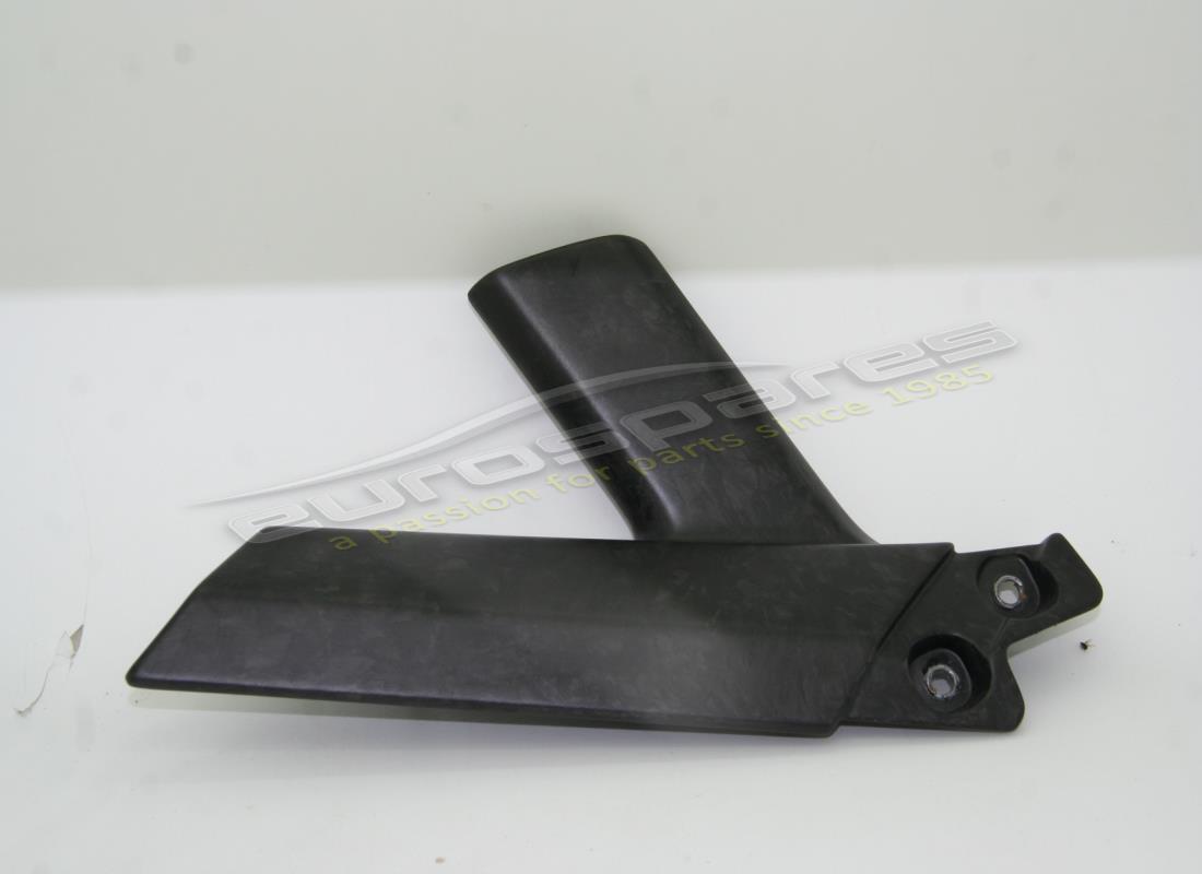 GEBRAUCHT Lamborghini UNTERTEIL LW SEITENABDECKUNG TUNN. . TEILENUMMER 4T0863513G (1)