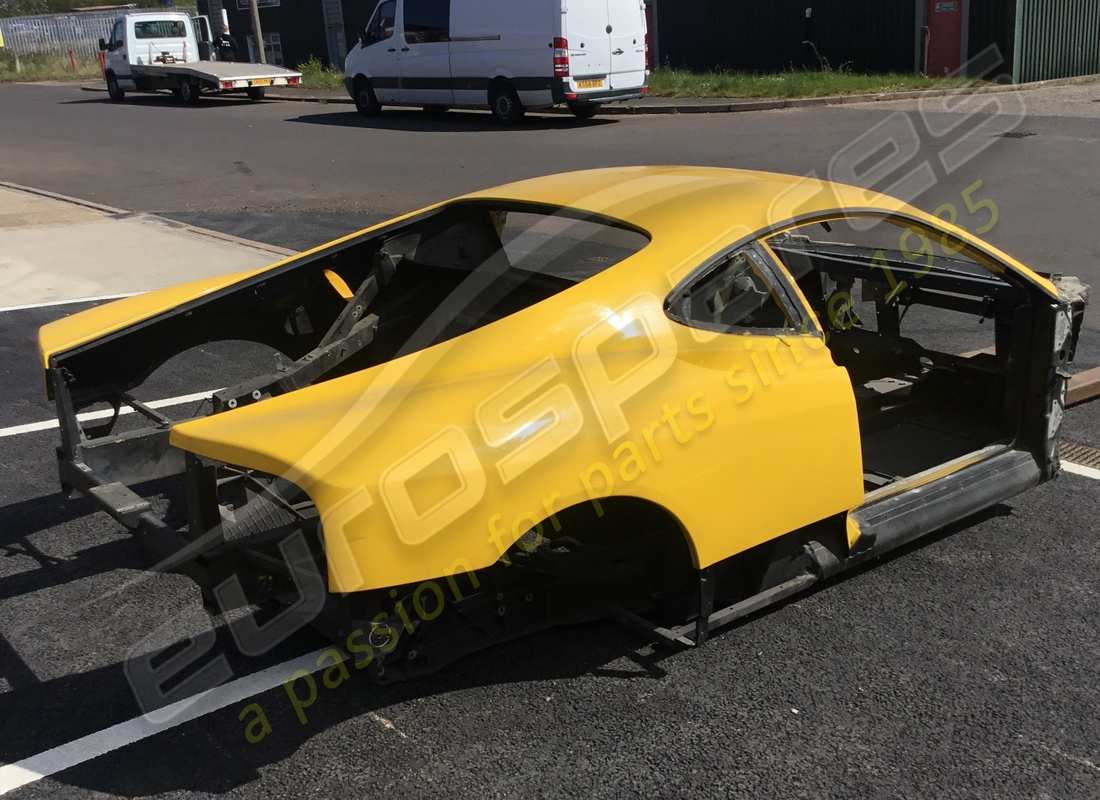 gebrauchte ferrari lhd-gelbe karosserie. teilenummer 900040702 (4)