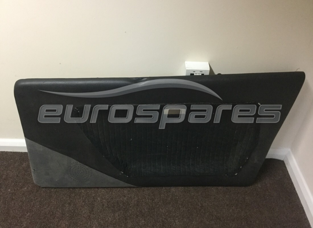 neu ferrari rh int türverkleidung schwarz. teilenummer 40285603 (1)