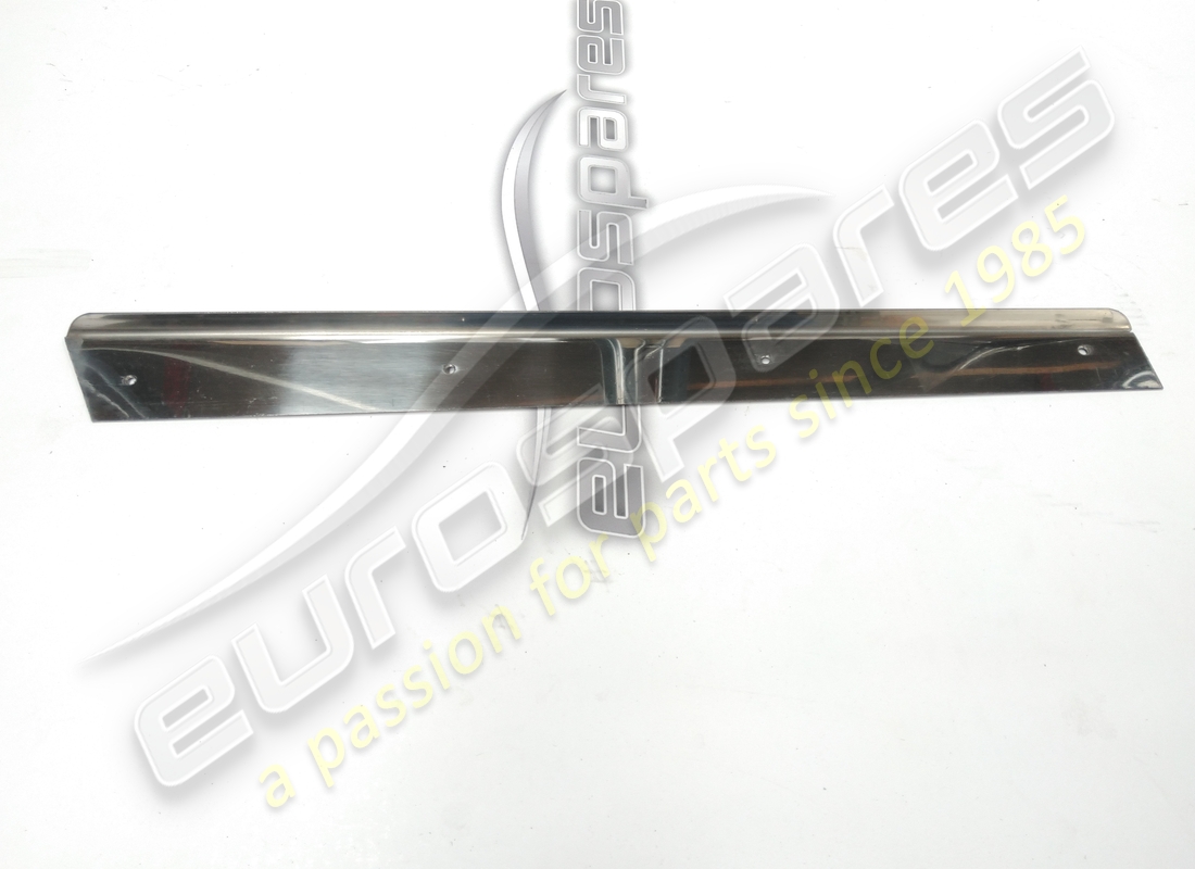 neuer ferrari lh screen drip guide. teilenummer 2434422108 (1)