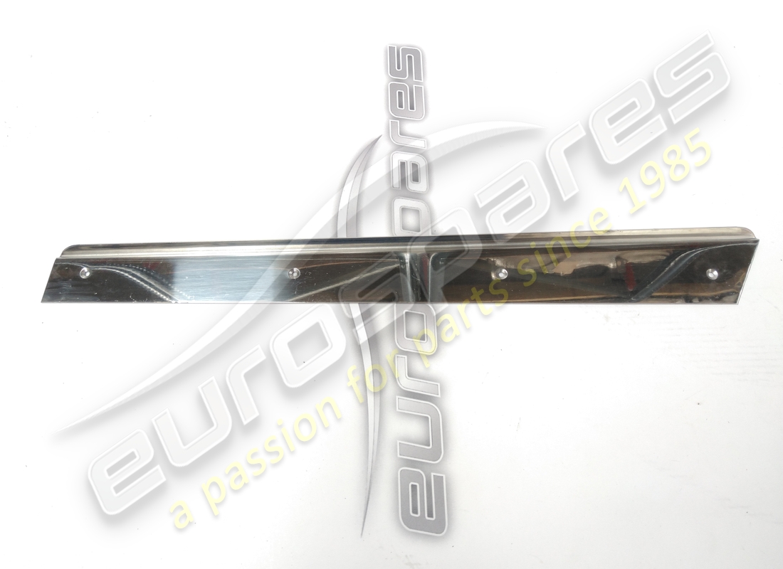 neuer ferrari rh screen drip guide. teilenummer 2434422008 (2)