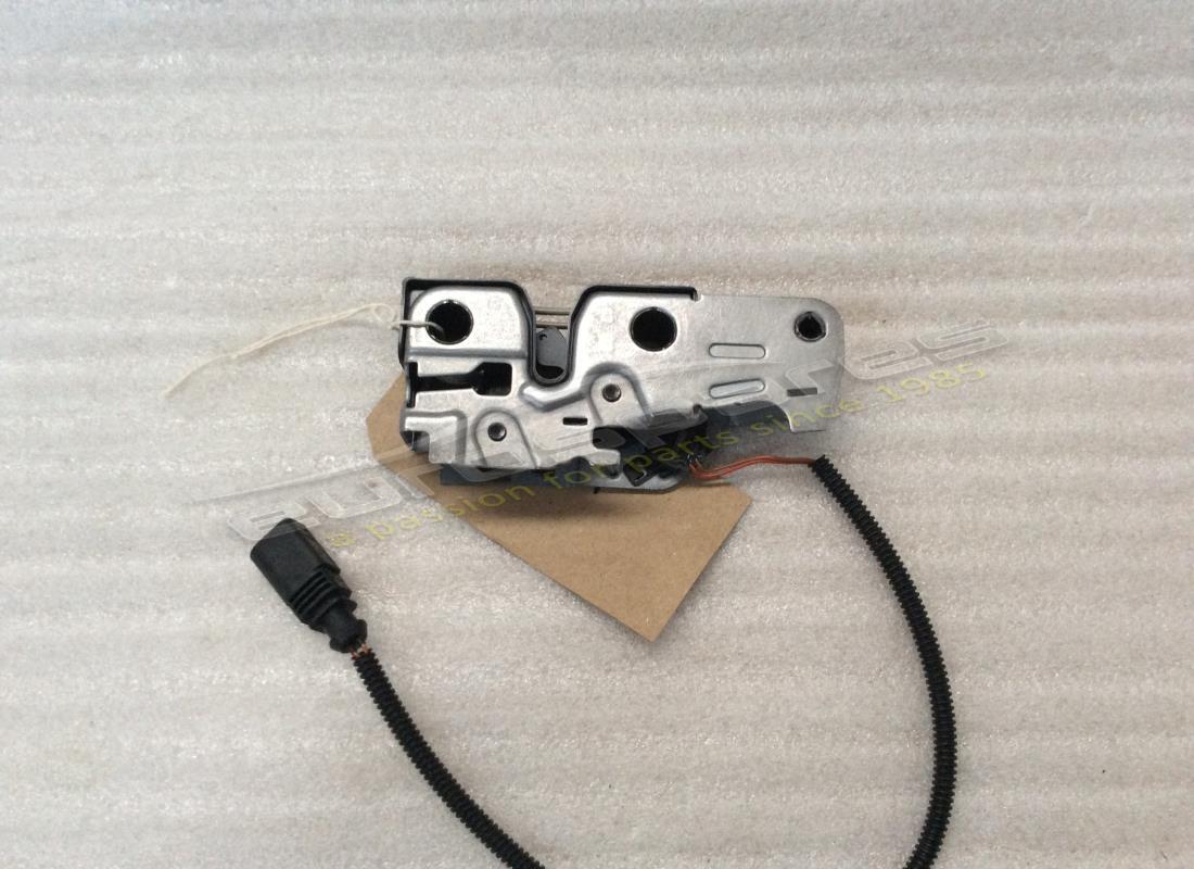 NEUER Lamborghini HAUBENVERRIEGELUNG . TEILENUMMER 5M1823509D (1)
