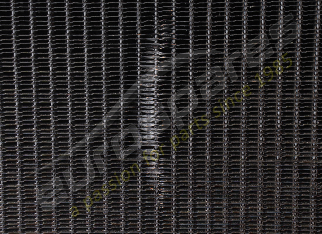überholter ferrari wasserkühler. teilenummer 103763 (3)
