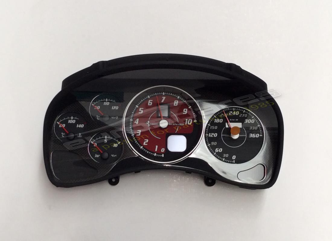 neues ferrari dashboard vollständig. teilenummer 245049 (1)